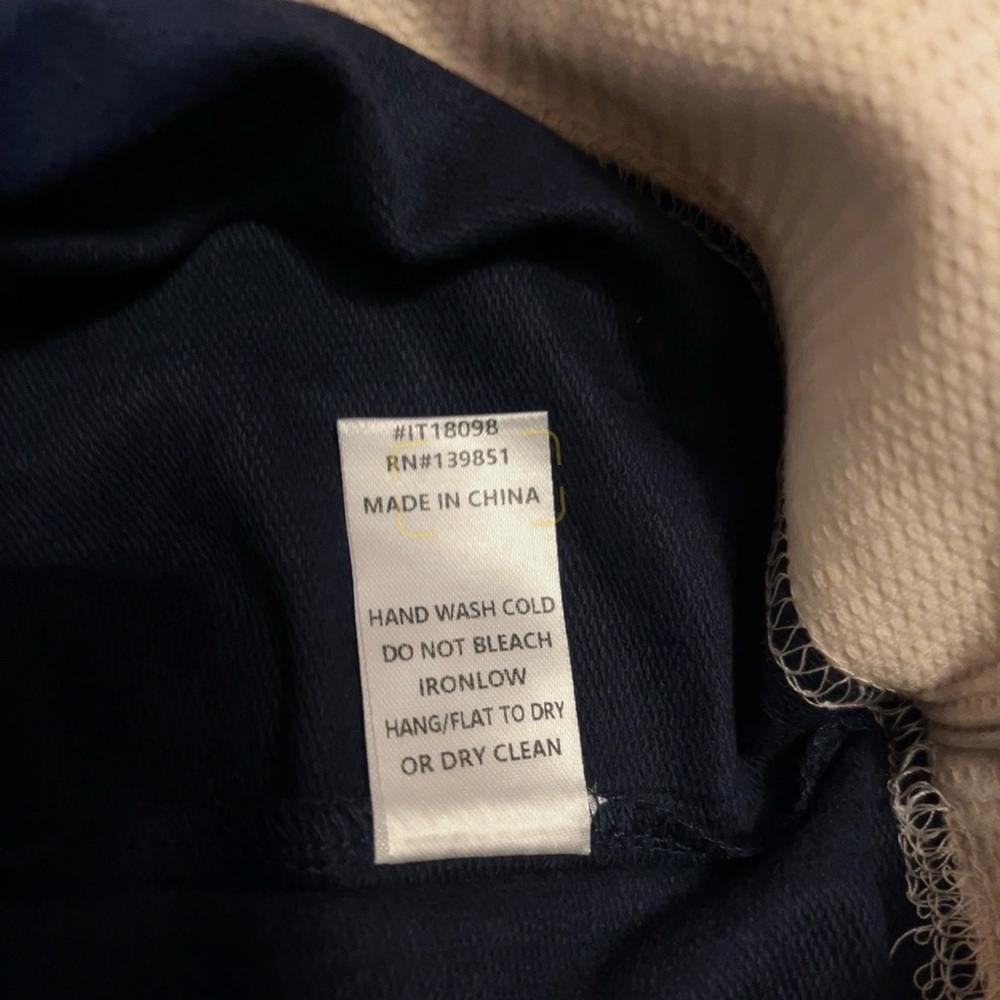 Oddi/women’s NWT LS Blue Heart Pattern Sweatshirt Size S - Picture 12 of 12